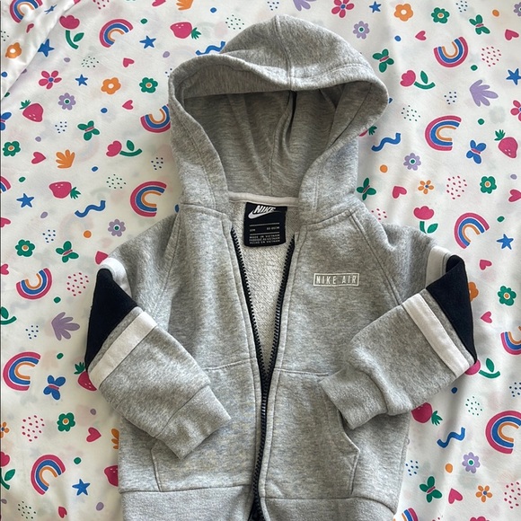 Nike Kids Heather Gray Zip-Up Hoodie - Picture 1 of 3